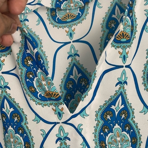 Violet and Claire Tunic Blouse,  with V-neck and 3/4 sleeves Size: 2X - Picture 3 of 13